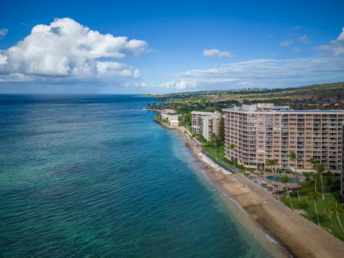 Beachfront Bliss: Oceanside Retreat with Central Dining Villa Kahana Exterior photo